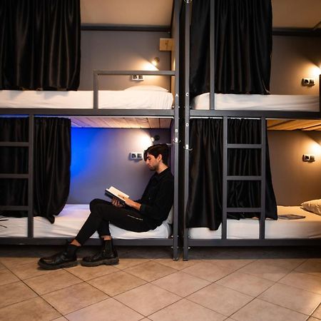 Bedway Athens Hostel Ngoại thất bức ảnh