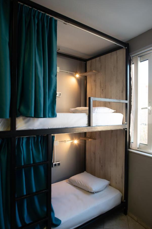 Bedway Athens Hostel Ngoại thất bức ảnh